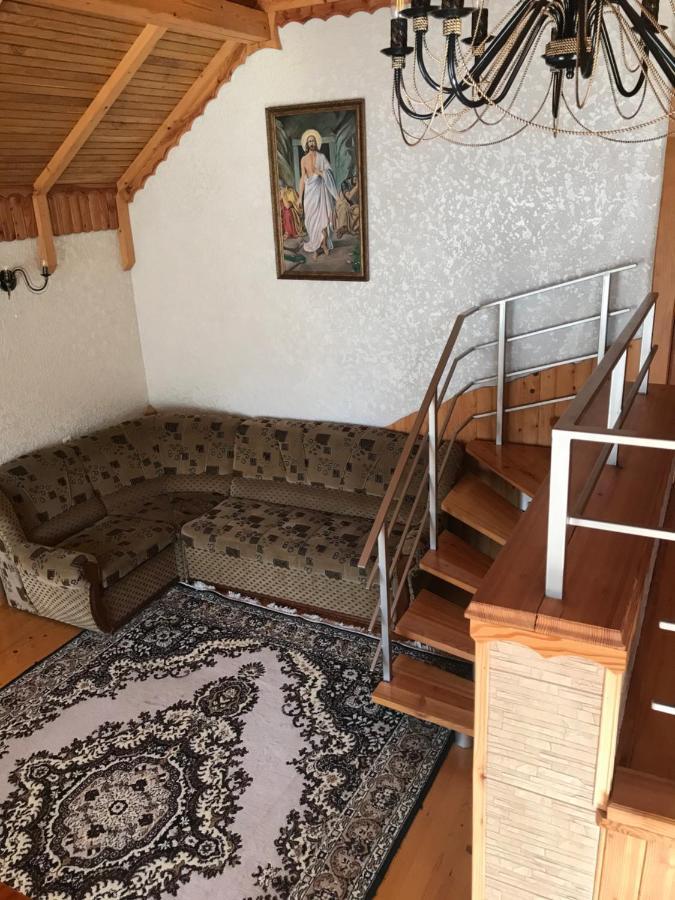 Vacation Home Yabluniv エクステリア 写真
